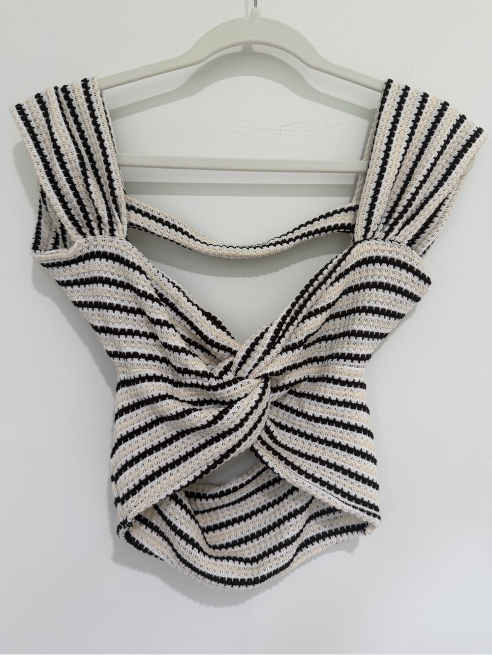 SHEIN Black Cream Striped Twist Front Knit Crop Top Medium Cutout Open Back